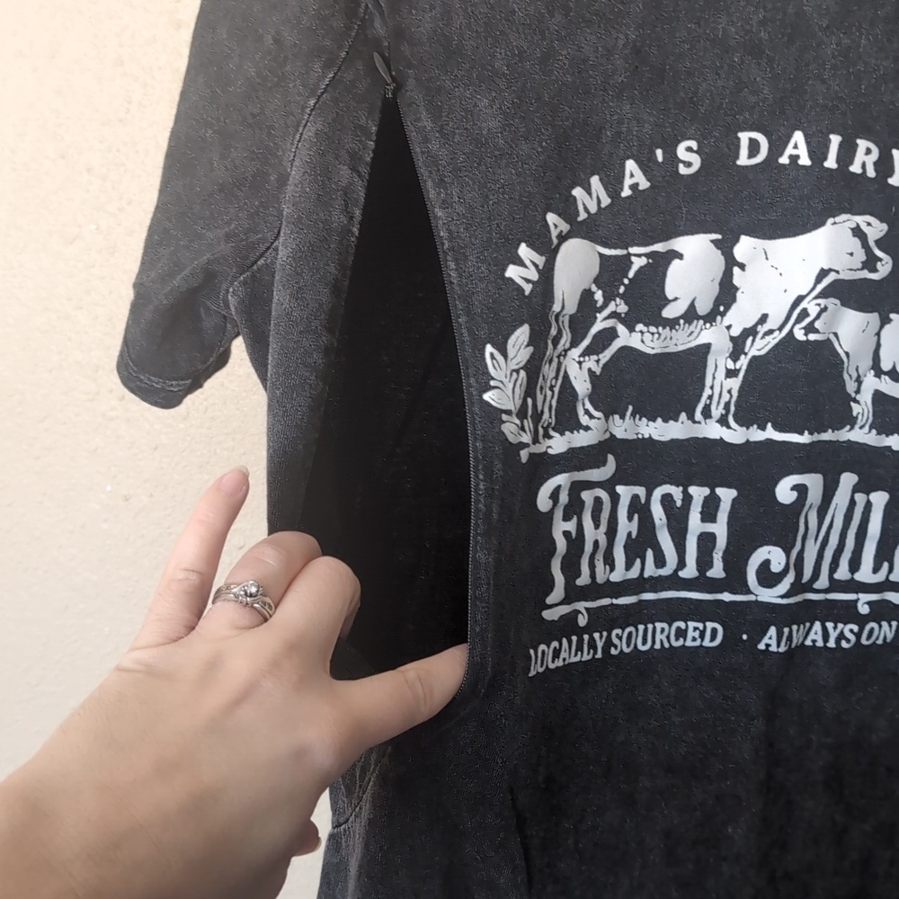 Breastfeeding Cow Graphic T-shirt With Easy Accessibility Zippers - Picture 4 of 4